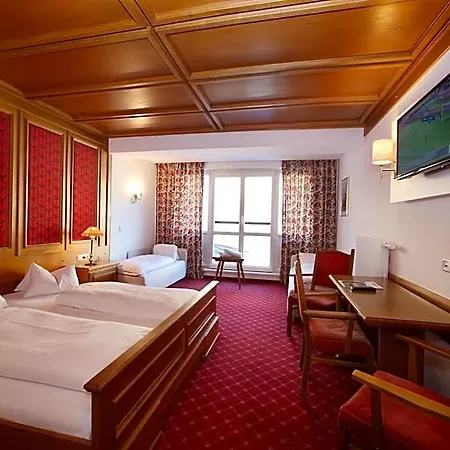 Hotell Lukashansl Hundsdorf (Bruck an der Grossglocknerstrasse)