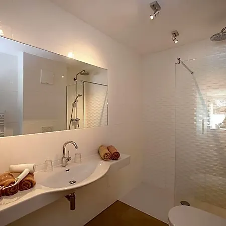 Lukashansl Hotell 3*
