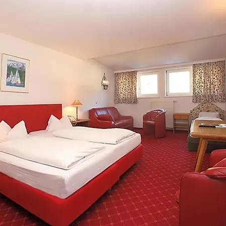 Lukashansl Hotell
