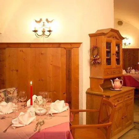 Lukashansl Hotel