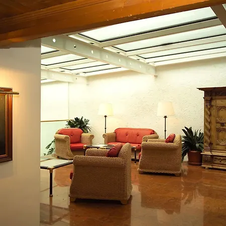 Hotel Lukashansl 3*