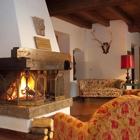 Lukashansl Hotel