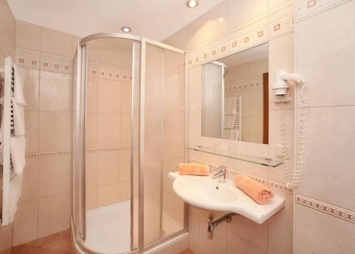 Lukashansl Hotel Hundsdorf (Bruck an der Grossglocknerstrasse)